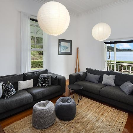 Oakura Bay Villa - Stay Waiheke Te Whau Bay Esterno foto