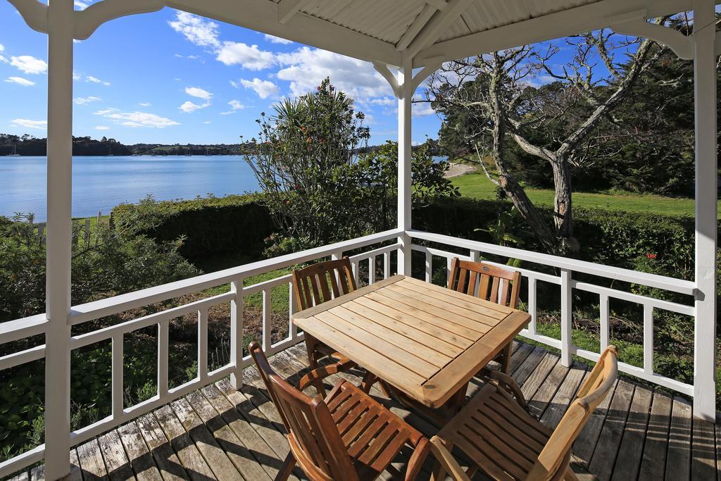 Oakura Bay Villa - Stay Waiheke Te Whau Bay Esterno foto