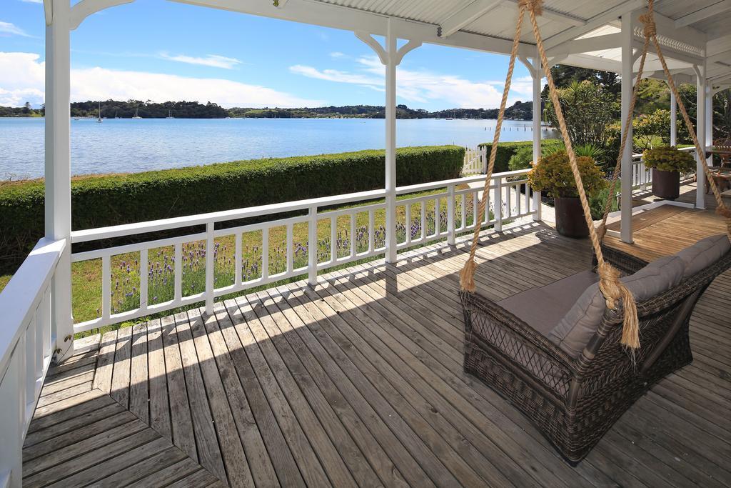 Oakura Bay Villa - Stay Waiheke Te Whau Bay Esterno foto