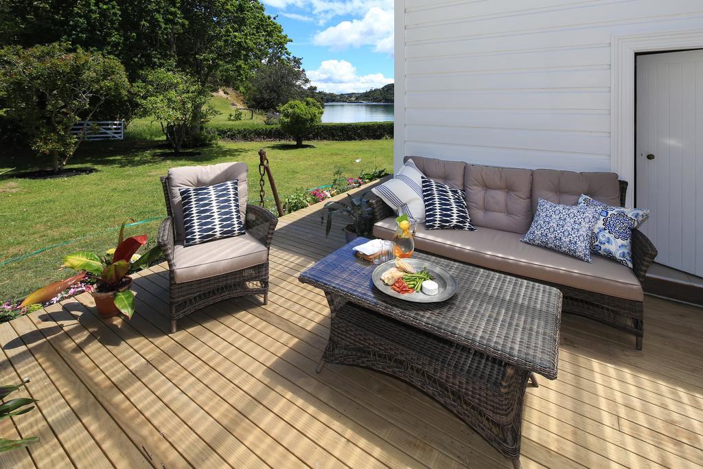 Oakura Bay Villa - Stay Waiheke Te Whau Bay Esterno foto