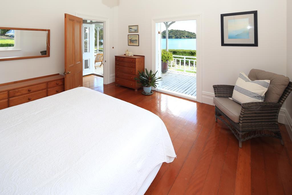 Oakura Bay Villa - Stay Waiheke Te Whau Bay Esterno foto
